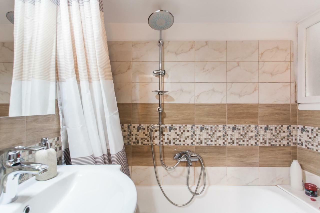 Central, Quiet, Cozy, Very Clean Private Apartment Close To Acropolis Athén Kültér fotó