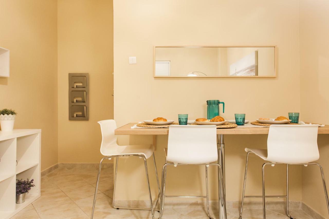 Central, Quiet, Cozy, Very Clean Private Apartment Close To Acropolis Athén Kültér fotó